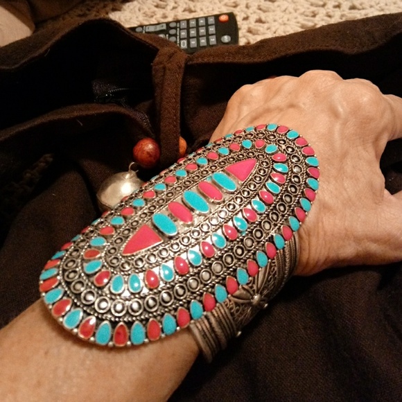 Handcrafted Jewelry - ARTISAN HUMONGOUS CUFF!!